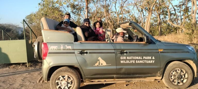 Safari Lab guest moment from the field