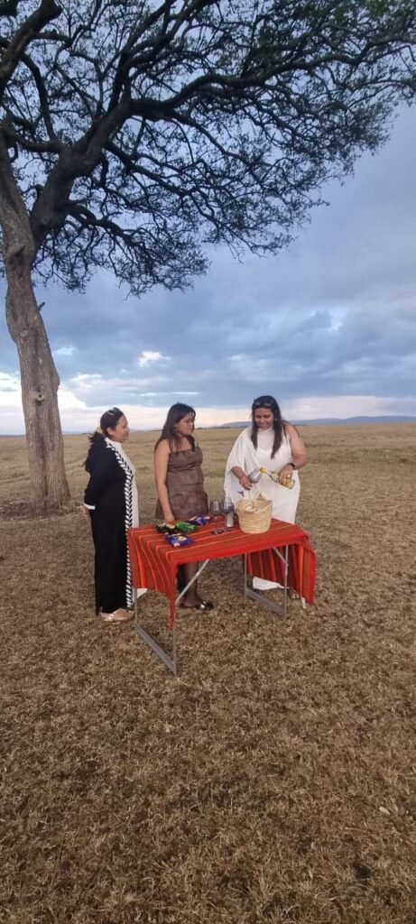 Safari Lab guests enjoying a sundowner in Kenya